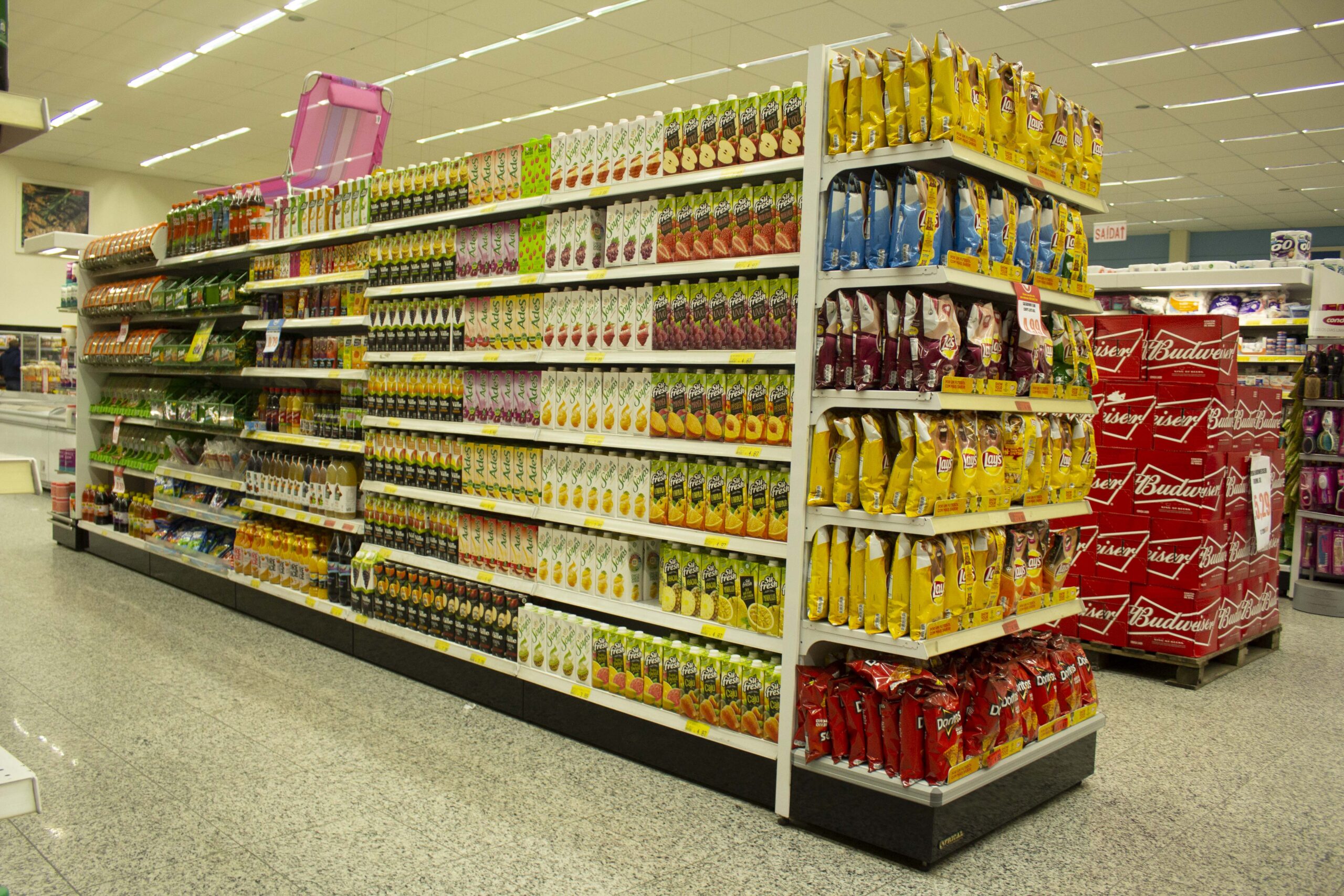 Gôndolas Supermercados-Lojas